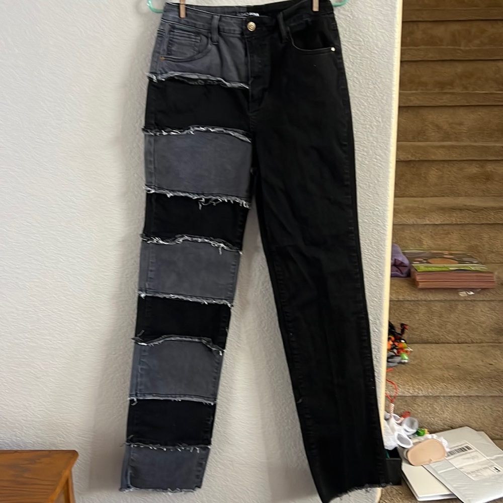 Fashion Nova Two-Tone Straight Leg Jeans in Black and Gray